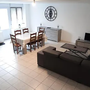Hébergement de vacances Jolie Maison Proche Mont St Michel Et Saint Malo, Le Vivier-sur-Mer